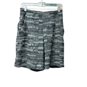 Lululemon Black & Gray Shorts Size Medium